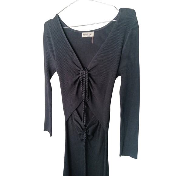 Nicholas Sheath V-neck Long Cut Out Sleeves Dress in Black SZ M $395 - Picture 6 of 15